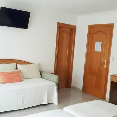 Ninfa Πανσιόν